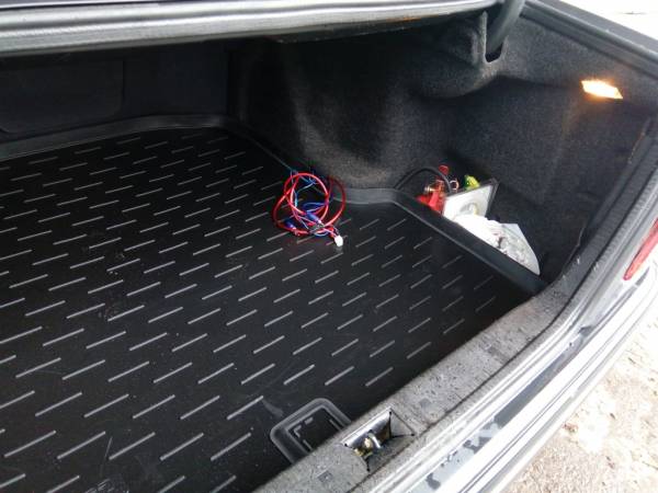 Коврик в багажник Mercedes-Benz C-class (W202) с бортиком